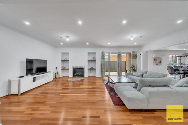 The Perfect Harmony of Style, Comfort & Convenience - Photo 1