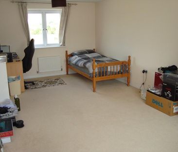 4 bedroom terraced house to rent - Photo 6