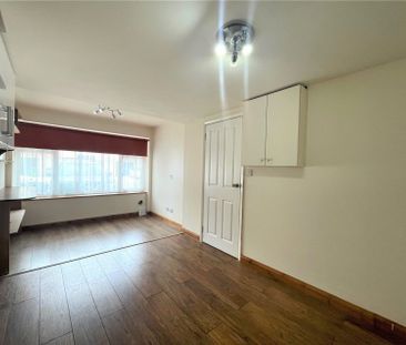 Percy Avenue, Ashford, Surrey,TW15 - Photo 5