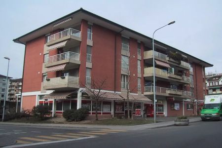 Sympathique et spacieux 4 pièces de 108 m2 proche du lac - Photo 3