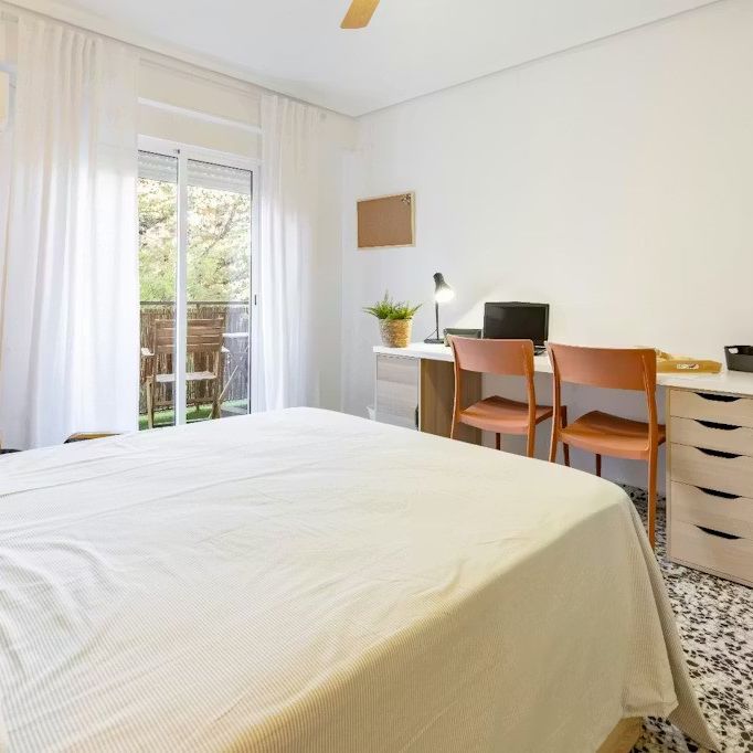 Carrer de Reig Genovés, Valencia, Valencian Community 46019 - Foto 1