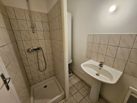 Location Maison 4 pièces 73m² - Photo 5