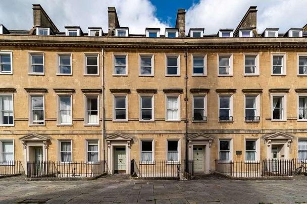 South Parade, Bath, BA2 - Photo 1