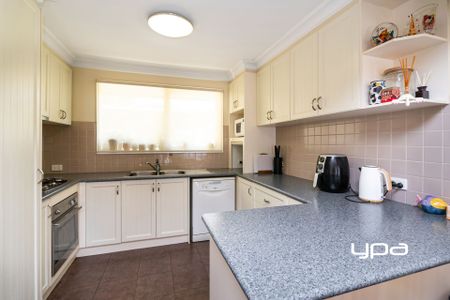 16 Batman Ave, Sunbury - Photo 3