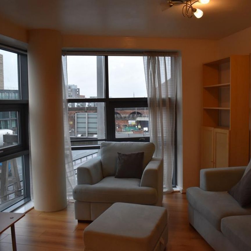 1 bedroom Flat To Let - Photo 1