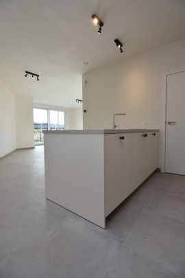Gloednieuwe half open woning in RSL - Photo 1