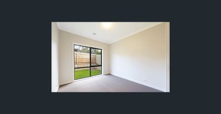 Modern Living - Photo 2