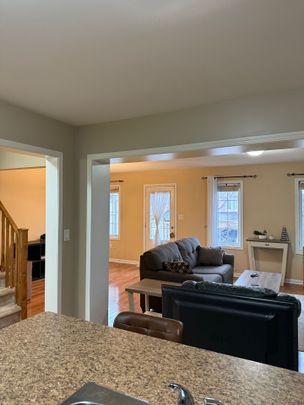 For Lease - 595 Speyer Circle, Milton, Ontario - Photo 1