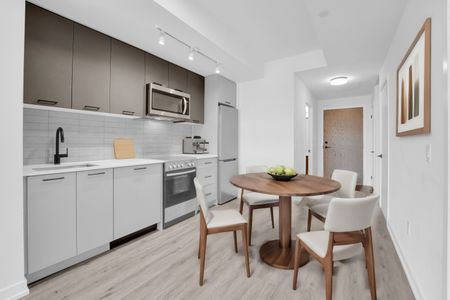 For Lease - 2300 St Clair Avenue Unit# 811, Toronto, Ontario - Photo 2