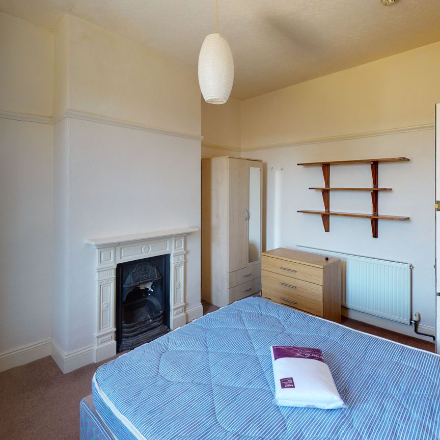 Student Properties to Let - Photo 1