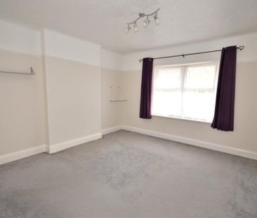 Truscott Avenue Bournemouth, BH9, Dorset - Photo 5