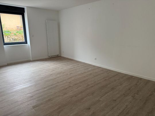 Location Maison 4 pièces 99m² - Photo 1