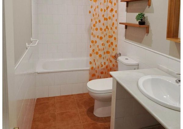 AQUILER ANUAL /PRECIOSO APARTAMENTO EN ZONA INMEJORABLE DEL CENTRO.