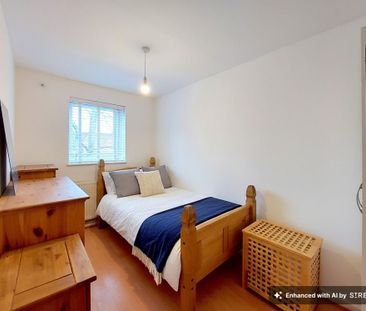 3 bedroom terraced house to rent - Photo 3