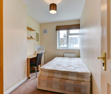 6 bedroom house to rent - Photo 4