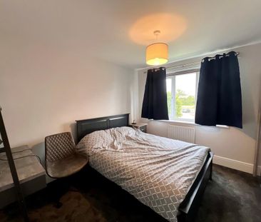 5 bedroom detached house to rent - Photo 4