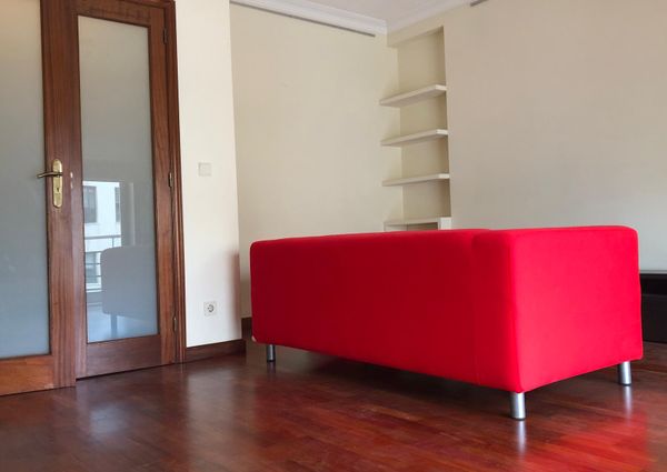 Apartamento T2 no Centro da Senhora da Hora em Matosinhos