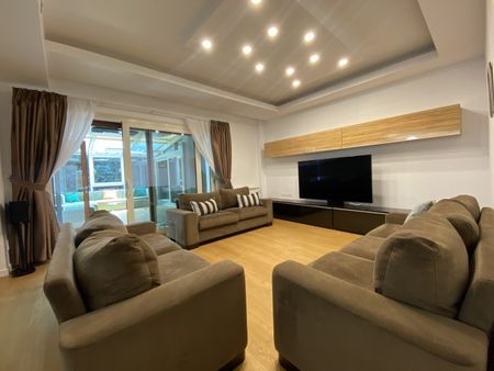 Compound villa - Photo 4