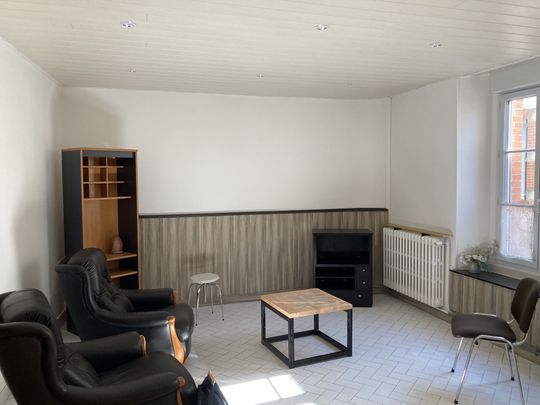 Location Maison 3 pièces 78m² MONTREVAULT SUR EVRE 49110 - Photo 1