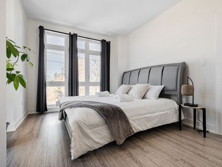 For Lease - 3 Bond Crescent Unit# 1, Richmond Hill, Ontario - Photo 2