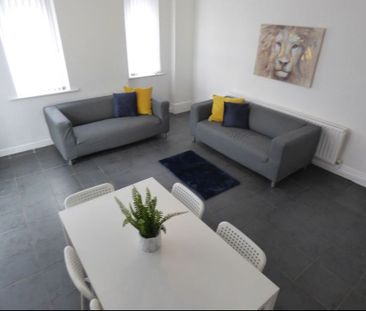 9 Bed Detached House, Smithdown Road, L15 - Photo 2