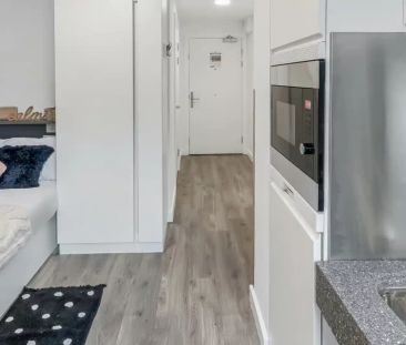 Gold Studio - Photo 6