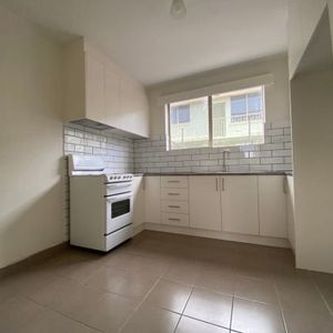 Perfect Location! - Photo 2