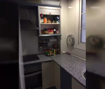 Room in a shared 3-bedroom apartment for rent in Sant Francesc, only for females. - Foto 6