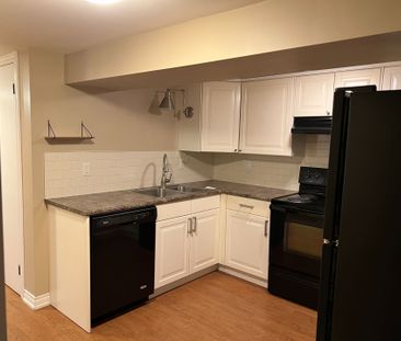 For Lease - 85 Child(Lower) Drive, Aurora, Ontario - Photo 4