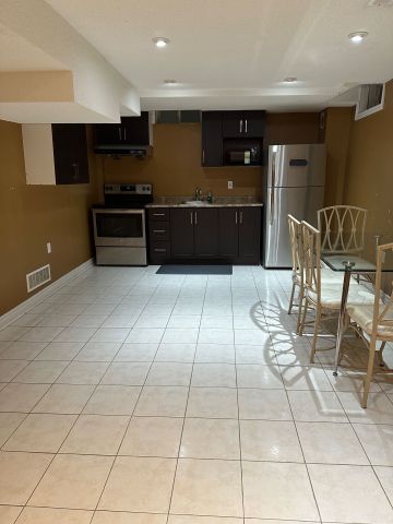 For Lease - 6382 Donway Drive Unit# Bsmt, Mississauga, Ontario - Photo 2