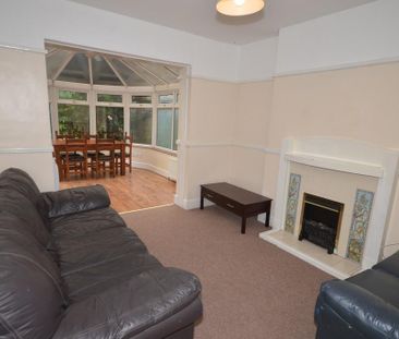 4 bedroom detached house to rent - Photo 2