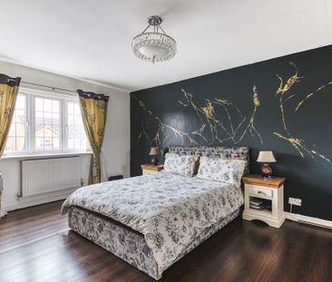 4 bedroom detached to let - Photo 5