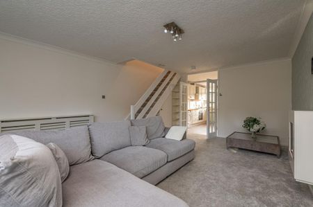 3 bedroom terraced house to rent - Photo 5