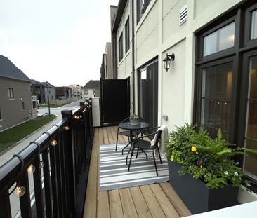 For Lease - 50 York Downs Boulevard, Markham, Ontario - Photo 2