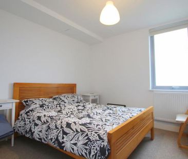 A beautiful two double bedroom apartment in Graveney Apartments at ... - Photo 2