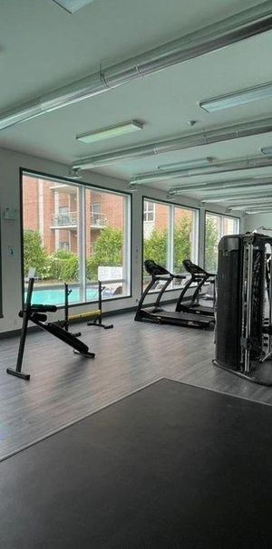 *Cession de Bail Superbe Condo Locatif 4 1/2 Ste-Dorothée Laval* - Photo 1