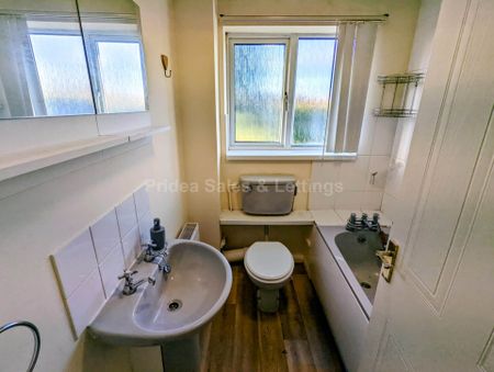 Ridgewell Close, Lincoln - Photo 3