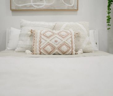 Flexible design for a modern family's lifestyle - Photo 4