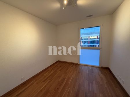 3.5 Zimmer, 90 m², 6. Stock - Photo 3