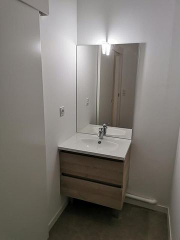 Location Appartement 2 pièces 44m² REZE 44400 - Photo 3