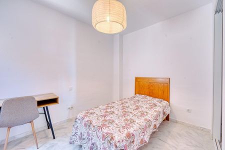 Apartment in Elviria, Costa del Sol - Photo 2