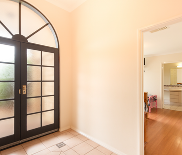 78 Ronsard Drive, San Remo, WA - Photo 2