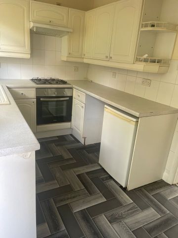 2 Bed Semi-Detached House, Thorney Road, CV2 - Photo 4