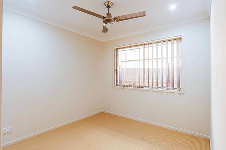 4 Bedroom Home In Highlands Estate! - Photo 4