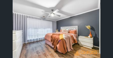 CHARMING FAMILY HOME - Photo 5