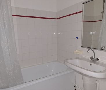 STUDIO proche Mirande – Proximité Lycées avec place de parking - Photo 4