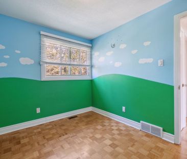 For Lease - 2045 Deerhurst Court, Beacon Hill North - South and Are... - Photo 3