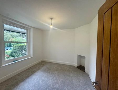 3 Bedroom Detached To Let - Photo 4