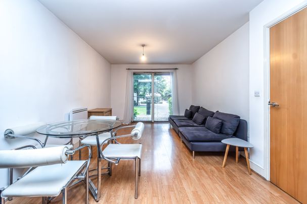 1 Bed Flat, Wealden House, E3 - Photo 1