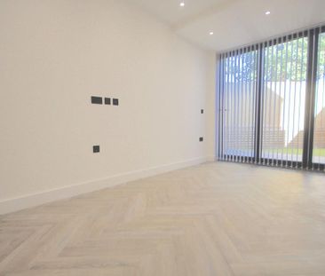 3 bedroom apartment to rent - Photo 5